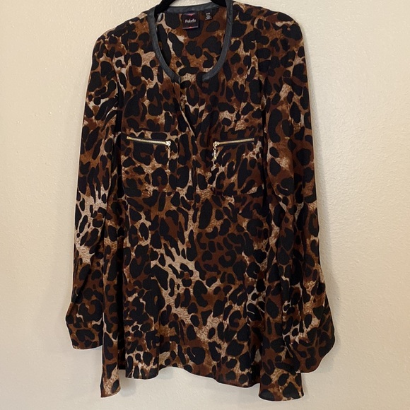RAFAELLA| asymmetrical high-low animal print tunic - Picture 7 of 11